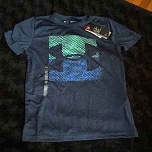 Boys Under Armour heatgear shirt